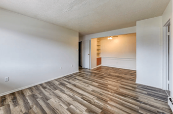 520 Birch Hill Drive 1-2 Beds Apartment for Rent - Photo Gallery 6
