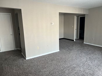 22155 Libby Rd 1-3 Beds Apartment for Rent - Photo Gallery 13