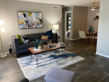 828 Orienta Ave Studio-2 Beds Apartment for Rent - Photo Gallery 6
