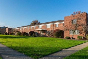 22155 Libby Rd 1-3 Beds Apartment for Rent - Photo Gallery 3
