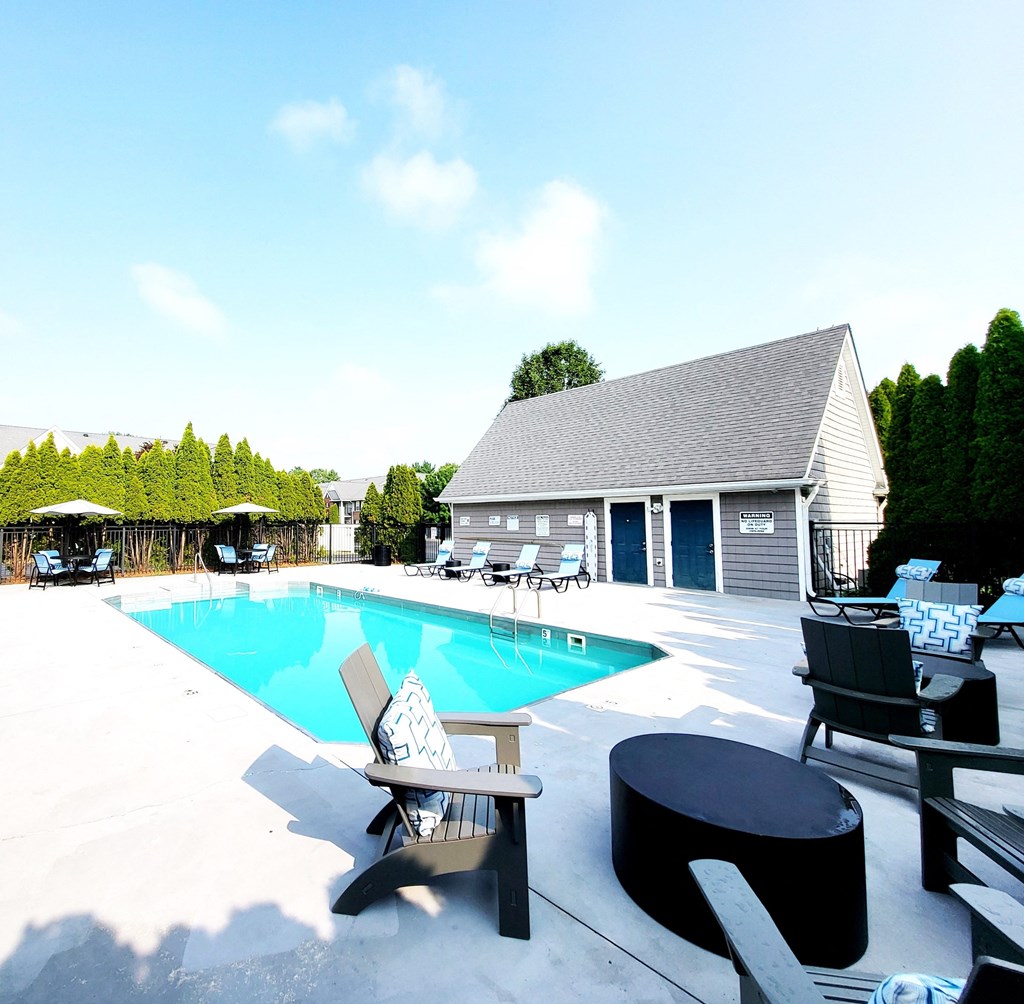 the swimming pool at our crossings apartments