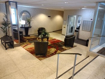 26011 Lakeshore Blvd 1-2 Beds Apartment for Rent - Photo Gallery 6