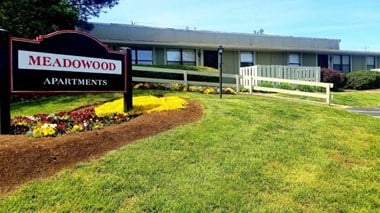 820 Hospital Rd - Office Studio Apartment for Rent - Photo Gallery 1
