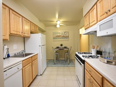 9902 Cervidae Lane, #4 1-3 Beds Apartment for Rent - Photo Gallery 3