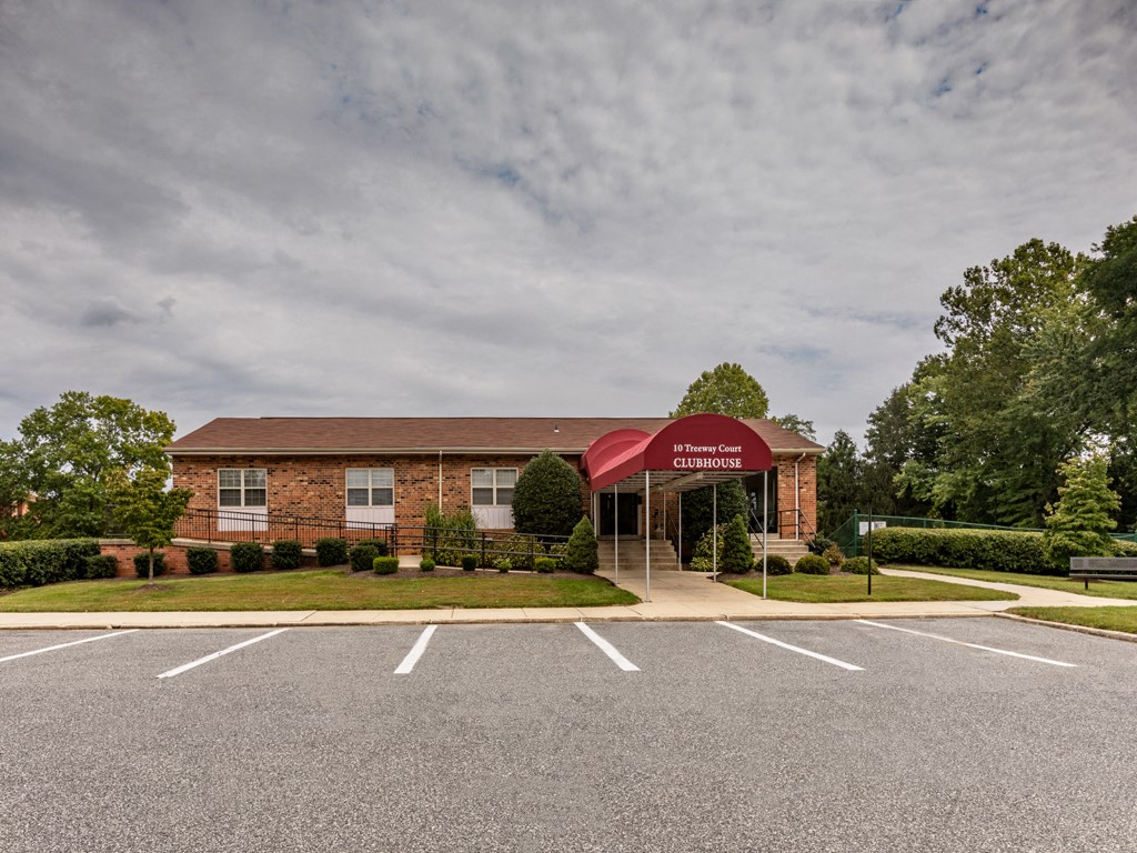 Clubhouse at Cromwell Valley Apartments, Towson, 21286