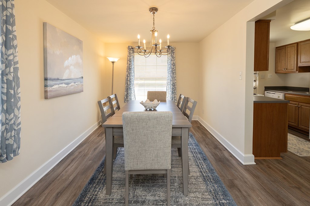 Elegant Dining Space at Walnut Grove Townhomes* Apartments, Essex, 21221