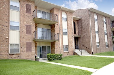 1 Millpaint Lane, 2D Studio-2 Beds Apartment for Rent - Photo Gallery 1