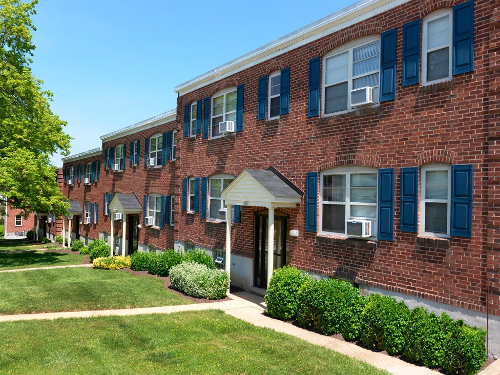 Building Image at Loch Bend Apartments, Baltimore, Maryland, 21234