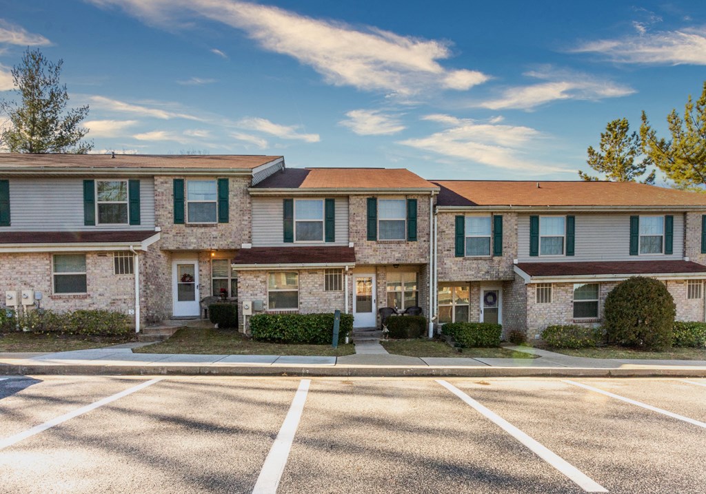 Property exterior at Spring Hill Apartments & Townhomes, Maryland, 21234