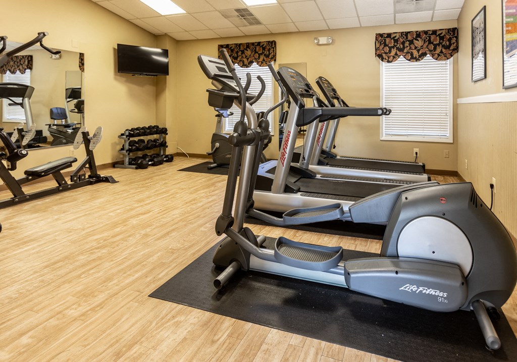 Fully equipped fitness center onsite at Spring Hill Apartments & Townhomes, Baltimore