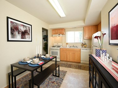 Large eat in kitchen - Photo Gallery 5