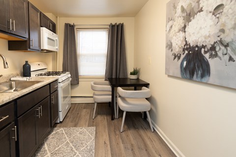 Kitchen with dining area at Loch Bend Apartments, Baltimore, MD, 21234