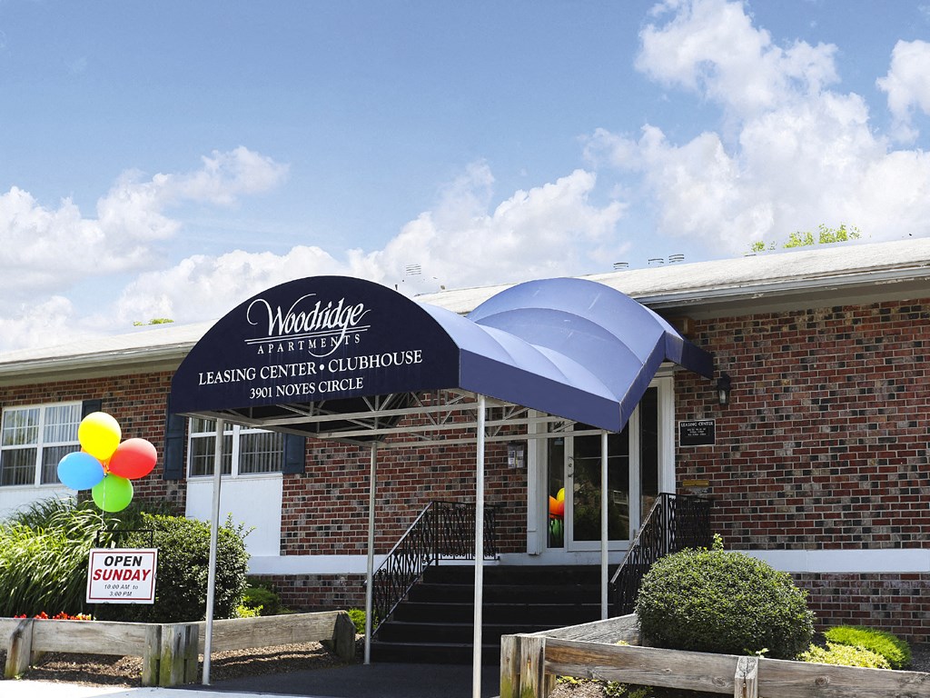 Leasing Center External View at Woodridge Apartments, 3901 Noyes Circle, Maryland