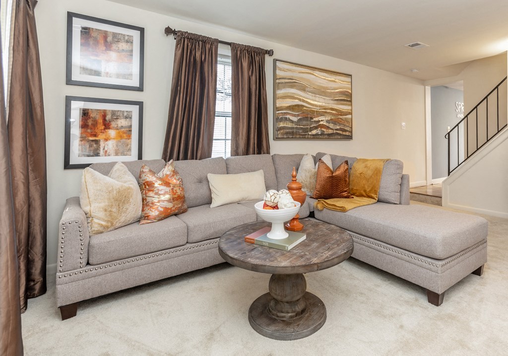 Living room at Spring Hill Apartments & Townhomes, Maryland, 21234