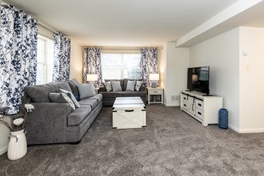 8 Chapeltowne Circle 2 Beds Apartment for Rent - Photo Gallery 5