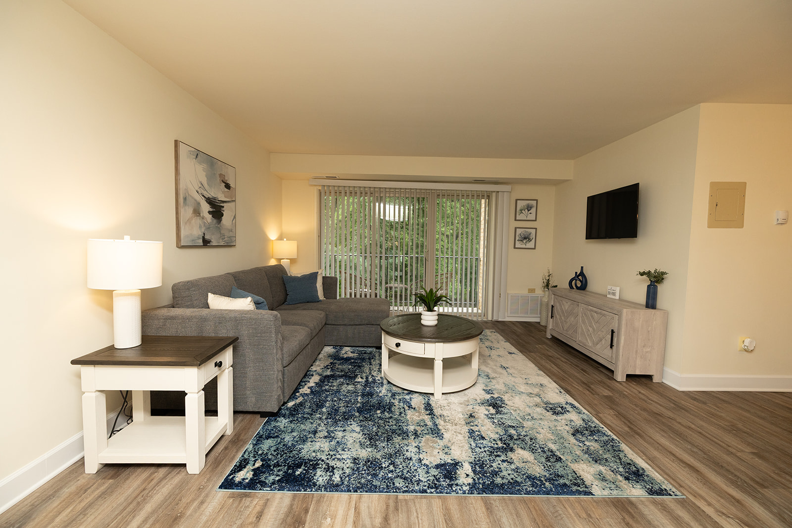 Living room with a couch and a coffee table at Village of Pine Run Apartments & Townhomes*, Baltimore, MD
