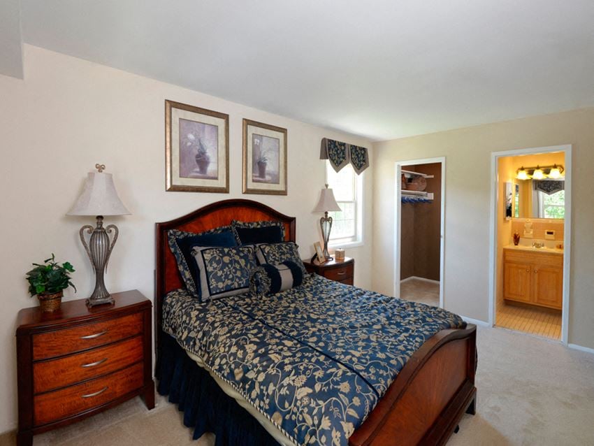 Master bedroom at Painters Mill Apartments