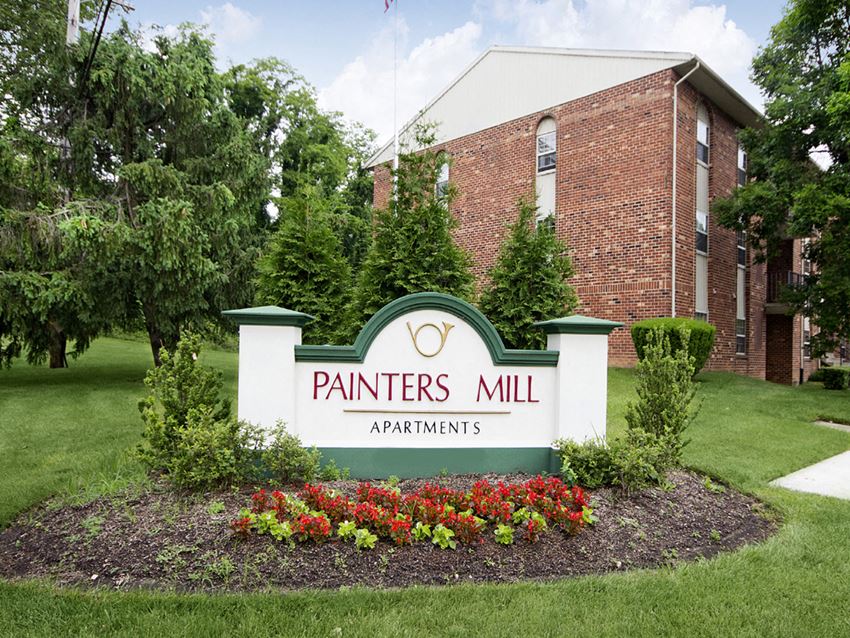 Painters Mill Apartments monument sign - Photo Gallery 1