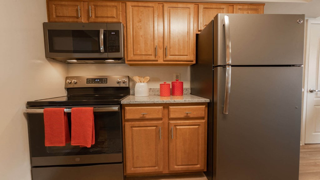 Kitchen with stainless steel appliances at Cromwell Valley Apartments, 15 Treeway Court, 2A, Towson