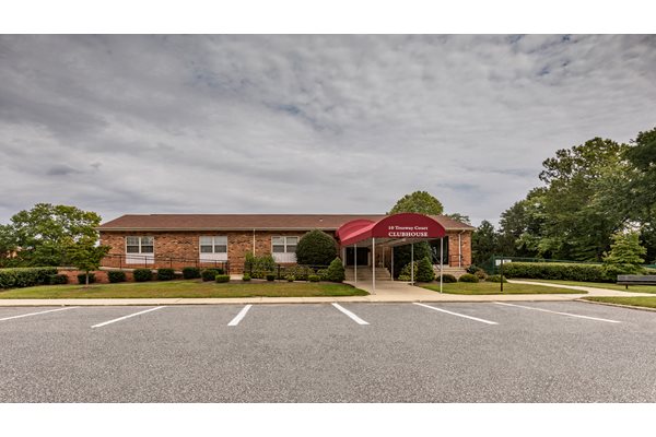 Cromwell Valley Apartments 15 Treeway Court 2A Towson MD RENTCafé Cromwell Valley Apartments 15 Treeway Court 2A Towson MD RENTCafé