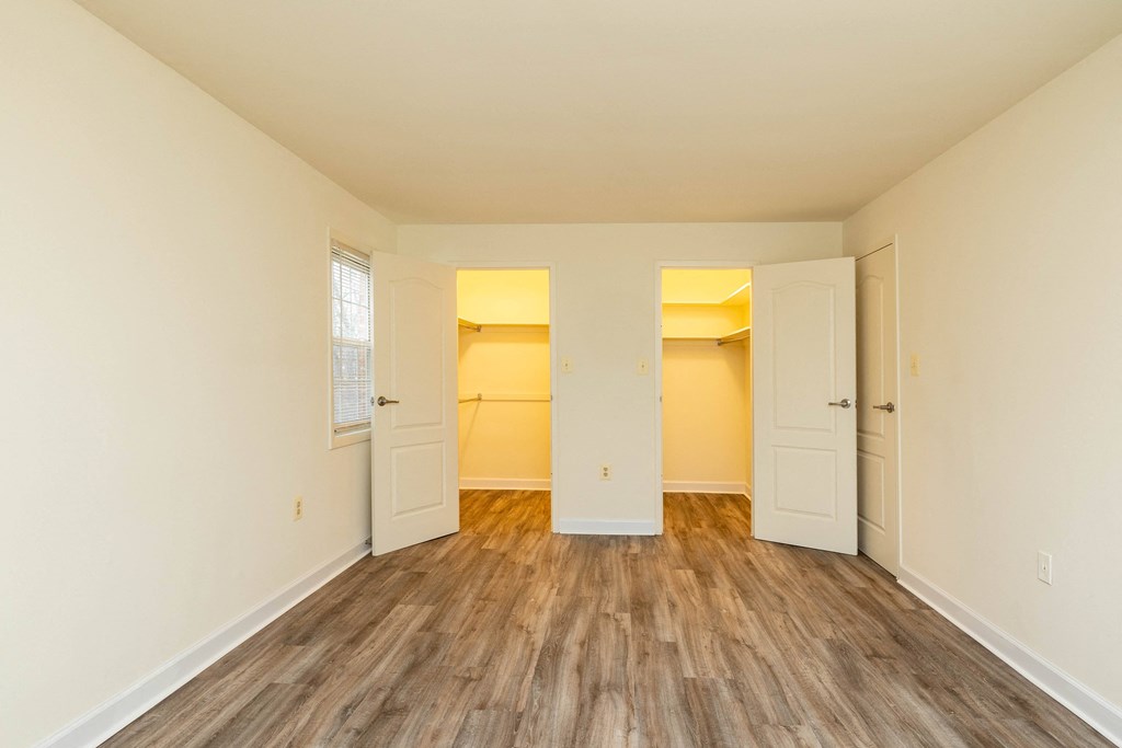 Bedroom with hardwood floors at Seminary Roundtop Apartments, Lutherville, 21093