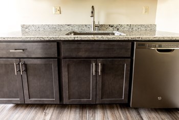 Renovated Kitchen at Seminary Roundtop in Lutherville-Timonium Renovated Kitchen at Seminary Roundtop in Lutherville-Timonium - Photo Gallery 4