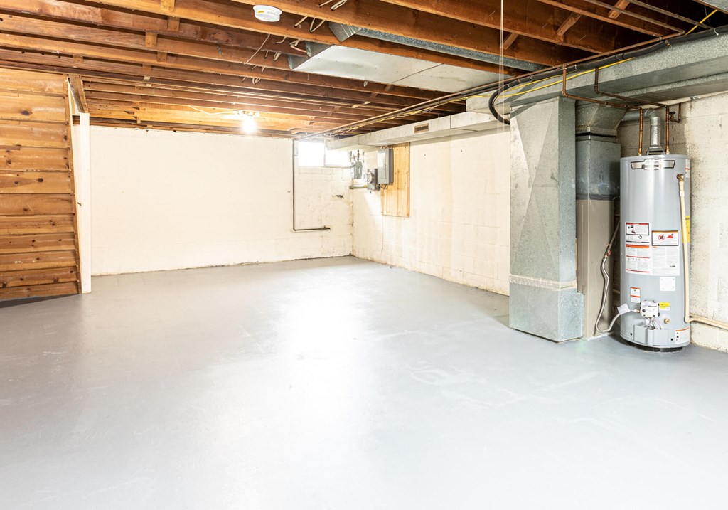 Large basement at Foxridge Townhomes, Baltimore, MD 21221