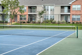 Tennis Court - Photo Gallery 8