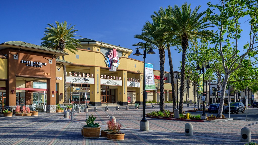 City Lights At Town Center Apartments, 5000 City Lights Drive, Aliso