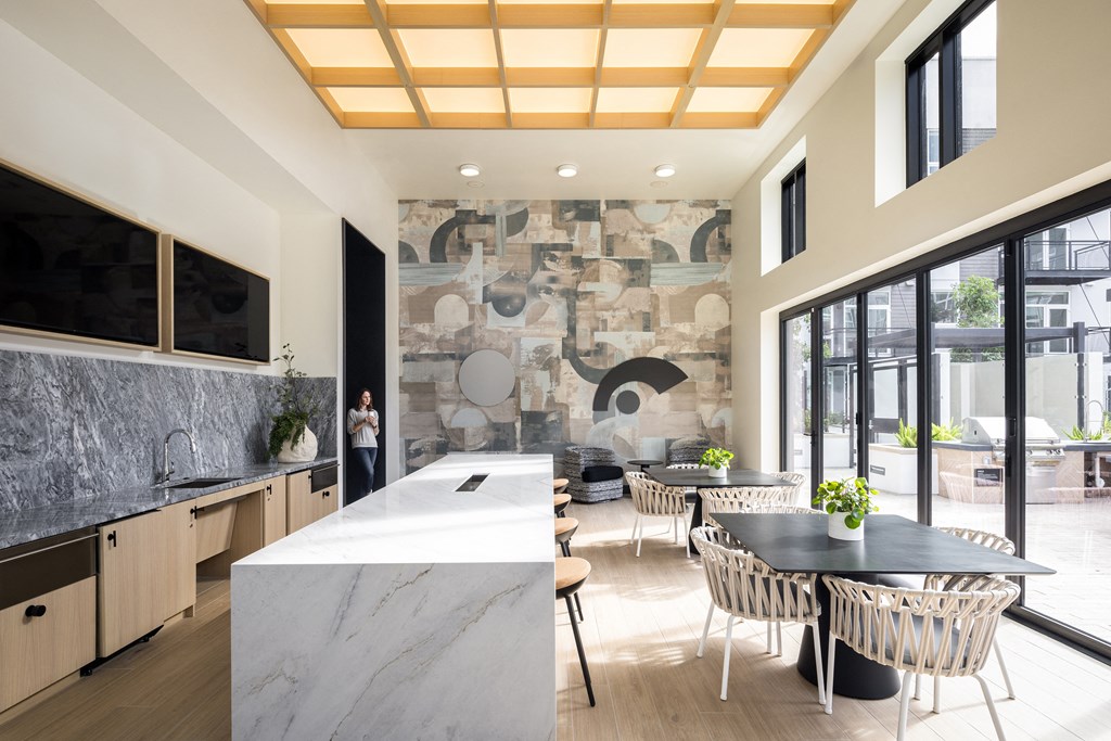 Indoor resident lounge at Sixth & Jackson apartments in San Jose.