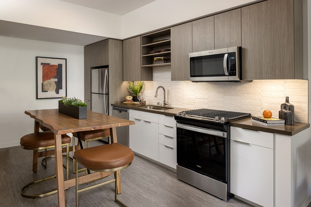 Modern interior kitchen at Sixth & Jackson apartments in San Jose.