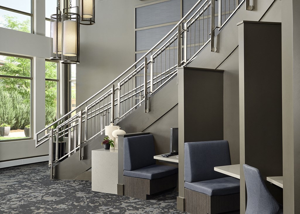 Work pod amenity at Zenith Meridian apartments in Englewood.
