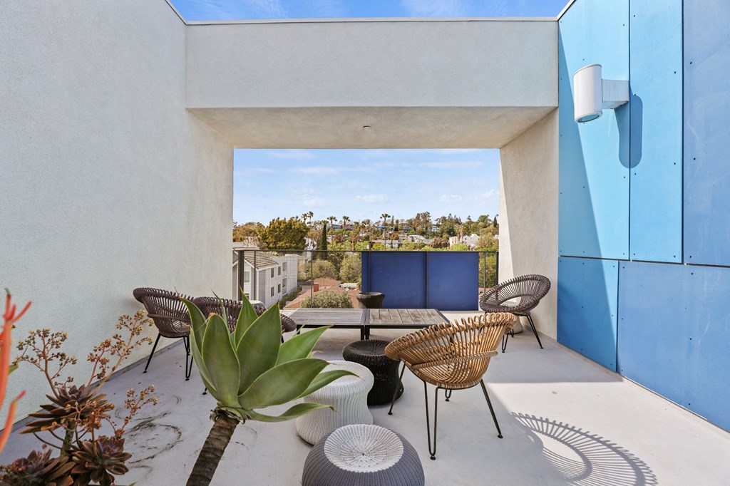 Rooftop Deck with Resident Seating Area
