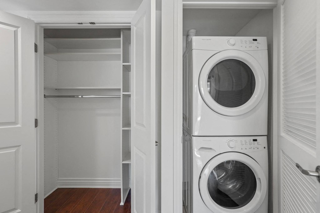 In-Suite Washer & Dryer