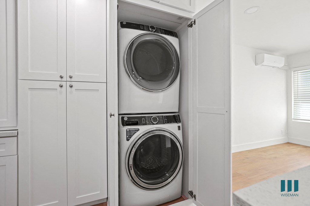 In-Suite Washer & Dryer