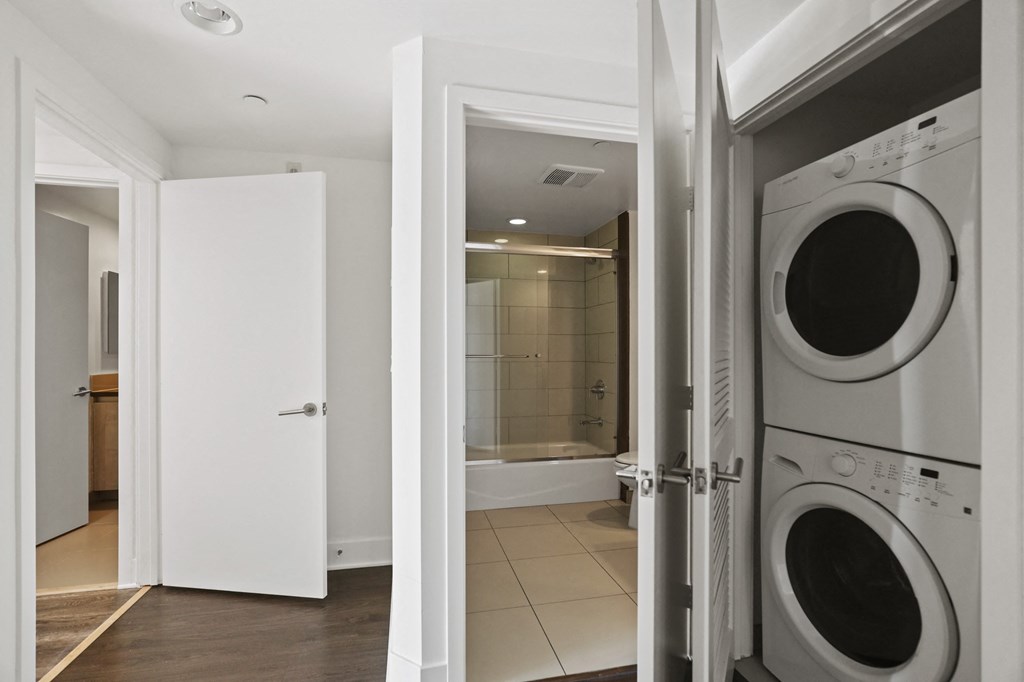 In-Suite Washer & Dryer