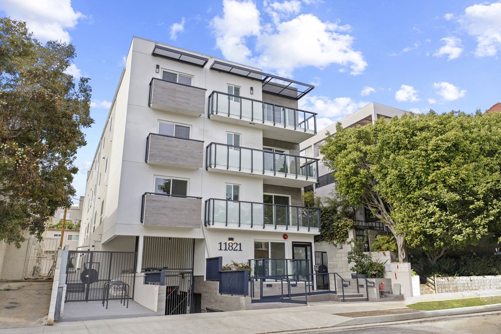 Street View of Texas Westgate by Wiseman