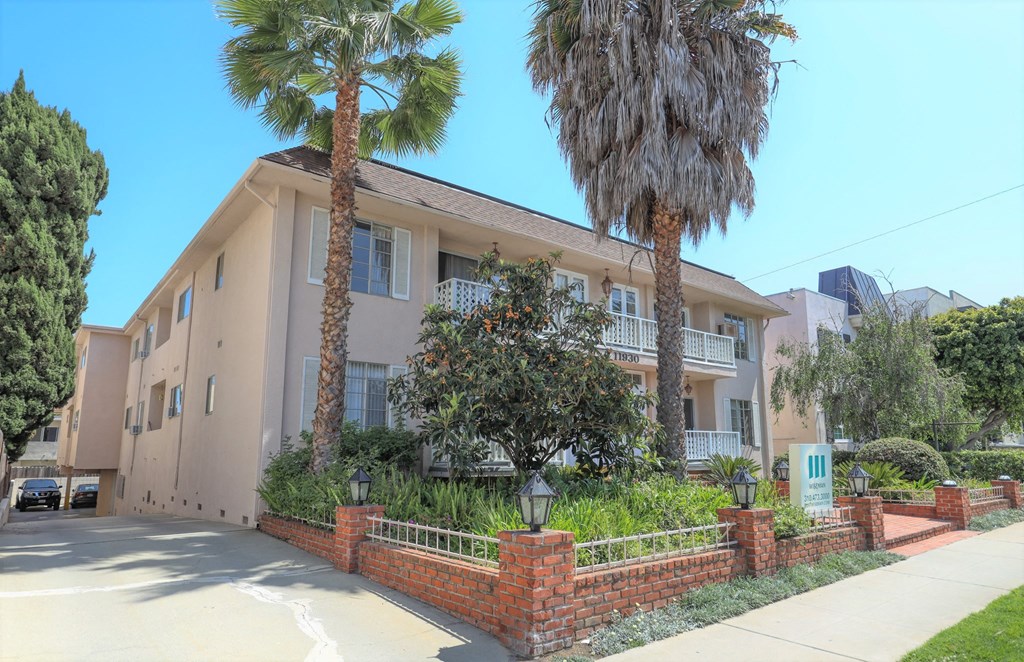 Mayfield Hallway by WIseman