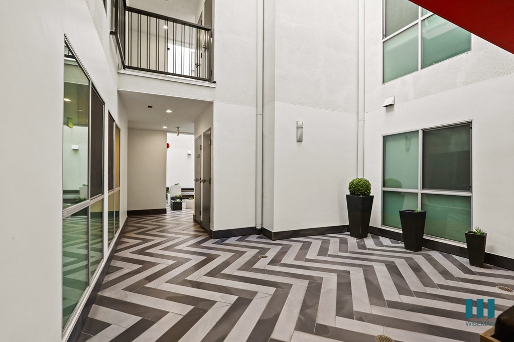 Interior Courtyard of Orlando on Third