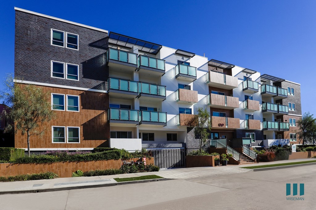 Street View of Orlando on Third