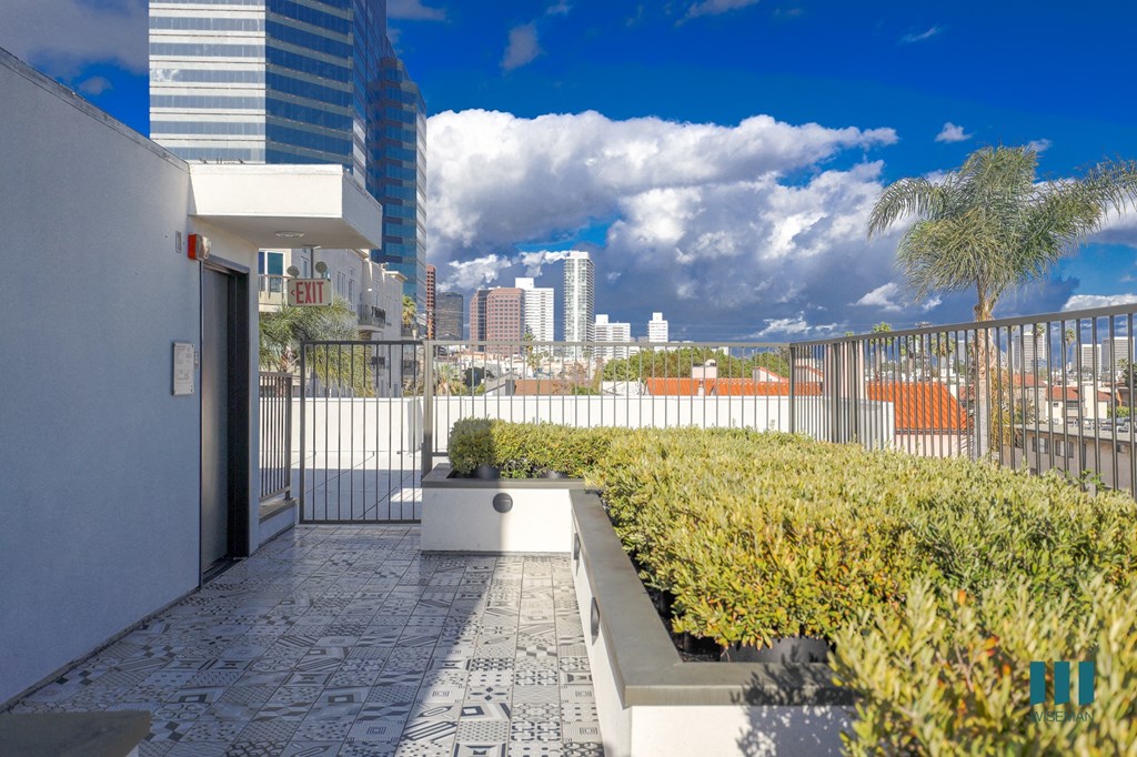 Wellesley Ten By Wiseman