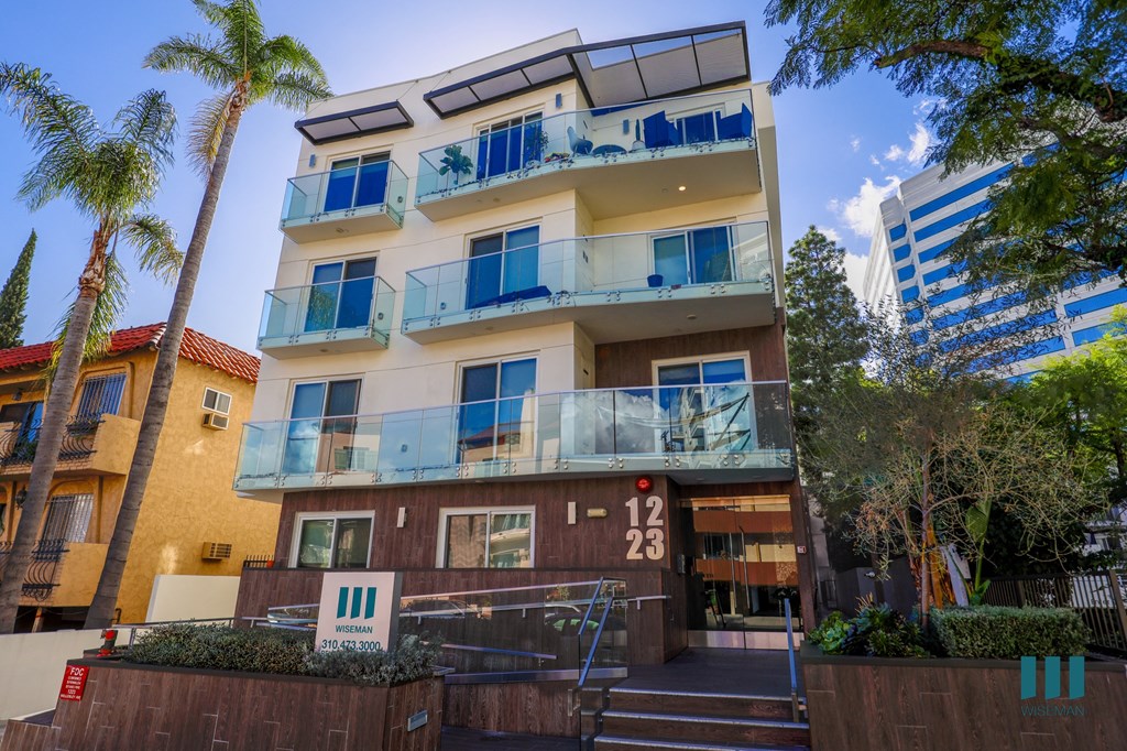 Wellesley Ten By Wiseman