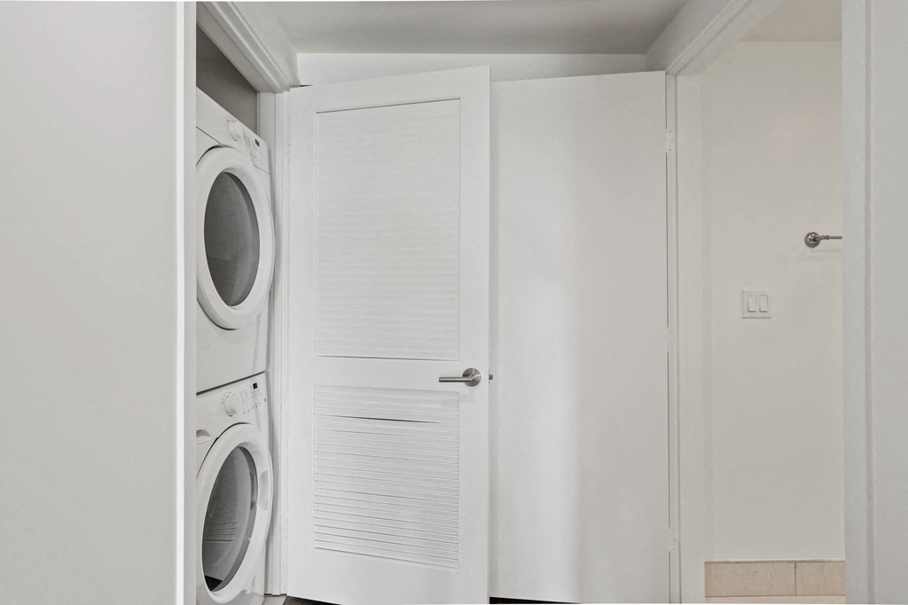 In-Suite Washer & Dryer