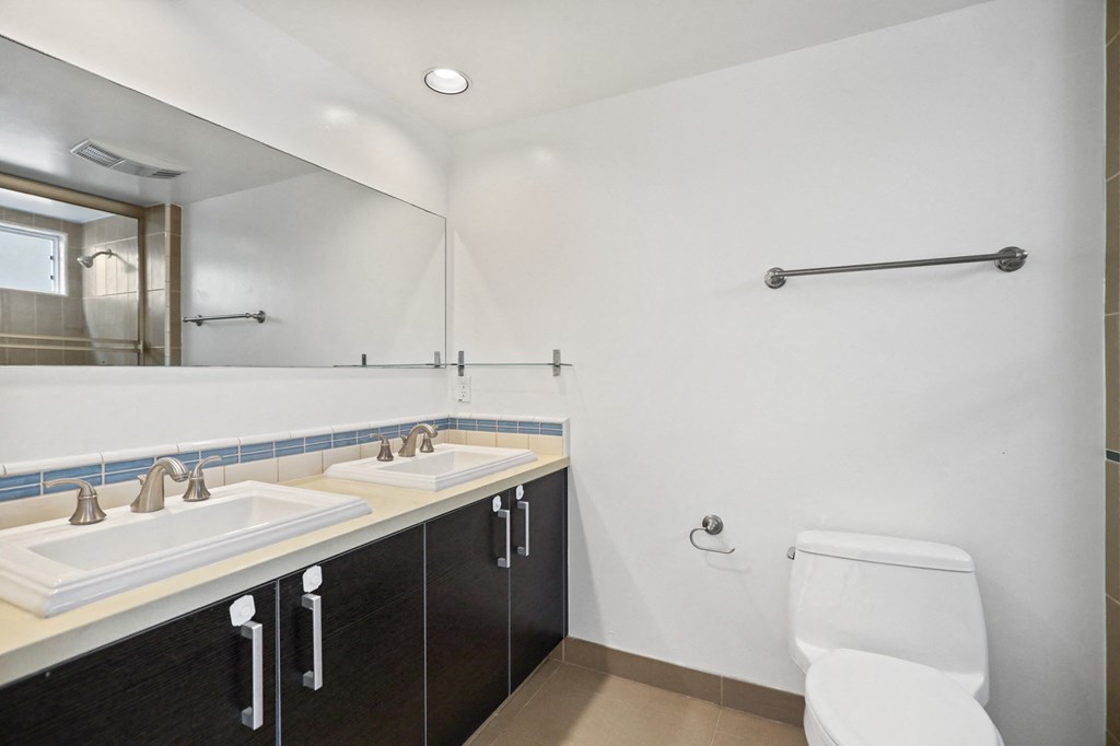 Bathroom with Double-Sink Vanity