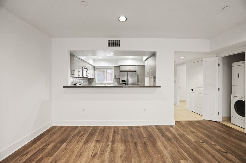 Open-Concept Kitchen and Dining Area and In-Suite Washer & Dryer