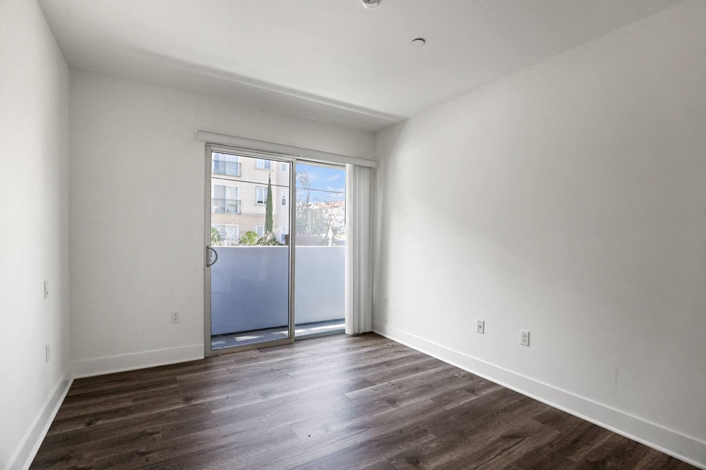 Bedroom with Balcony