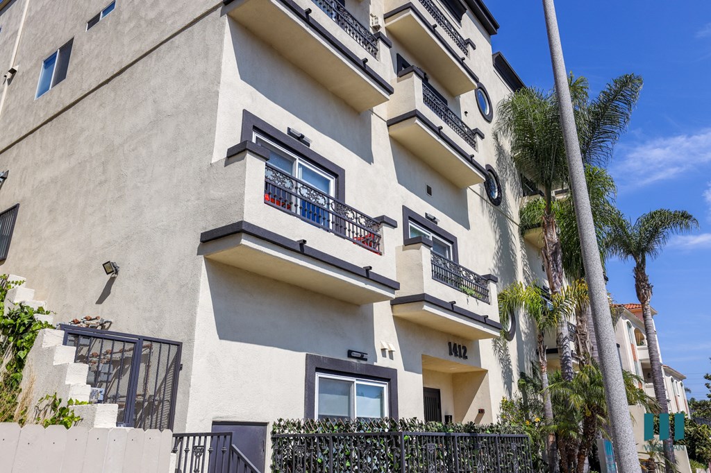 Side View of Colby Villas by Wiseman