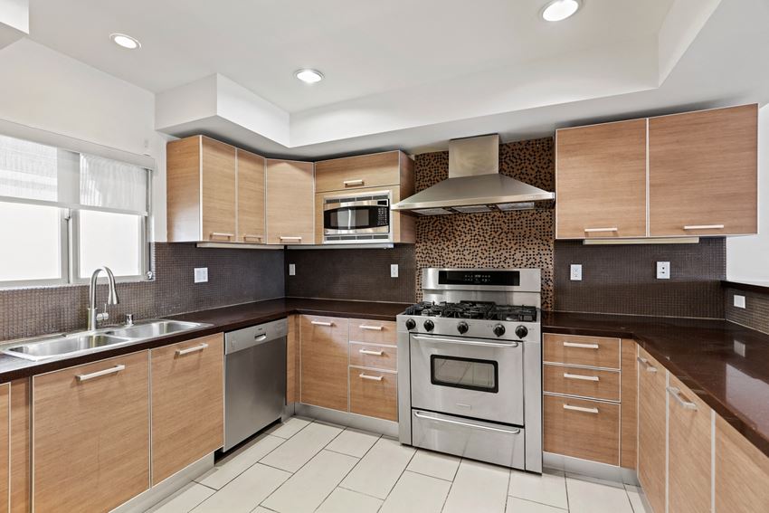 Kitchen with Ample Cabinet and Counter Space Kitchen with Ample Cabinet and Counter Space - Photo Gallery