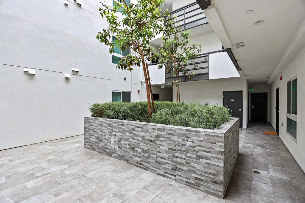 Interior Courtyard of Colby at Ohio by Wiseman