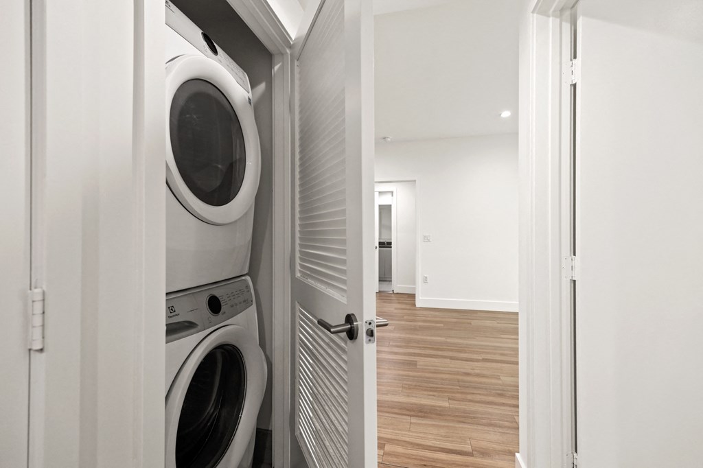 In-Suite Washer & Dryer